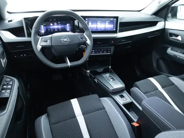 Opel Frontera 1.2 Turbo Hybrid GS 7 persoons | Stoel-, Stuur- & voorruitverwarming | Camera | Apple...