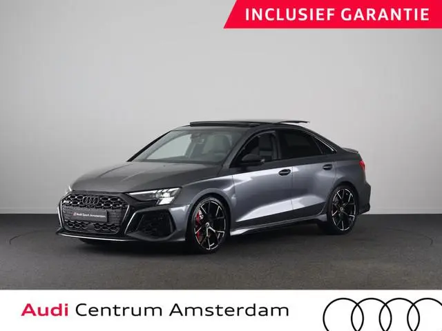 Audi RS 3 Limousine 2.5 TFSI quattro 400pk | Panoramadak | Verlengde garantie | 3-spaaks sport afgev...