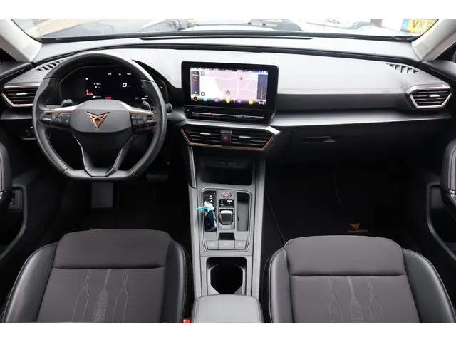 CUPRA Formentor 1.4 Business Edition 204PK | 1e Eigenaar | Dealer Onderh. | BTW | Winterpack | Sfeer...