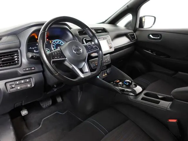 Nissan LEAF N-Connecta 40 kWh Navigatie Bluetooth Cruise Control Lichtmetalen Velgen