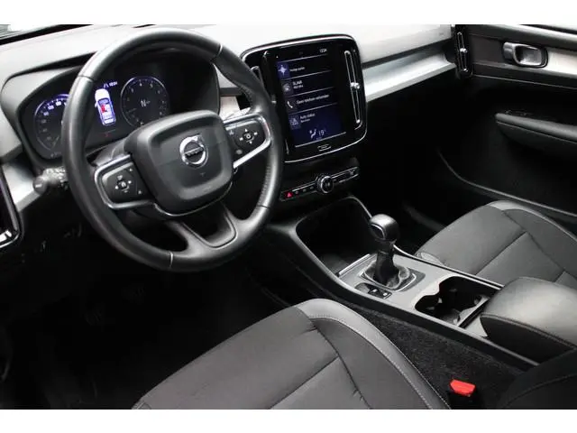 Volvo XC40 1.5 T3 Navi Leder PDC Camera Climate Carplay PDC Cruise LM velgen BTW auto