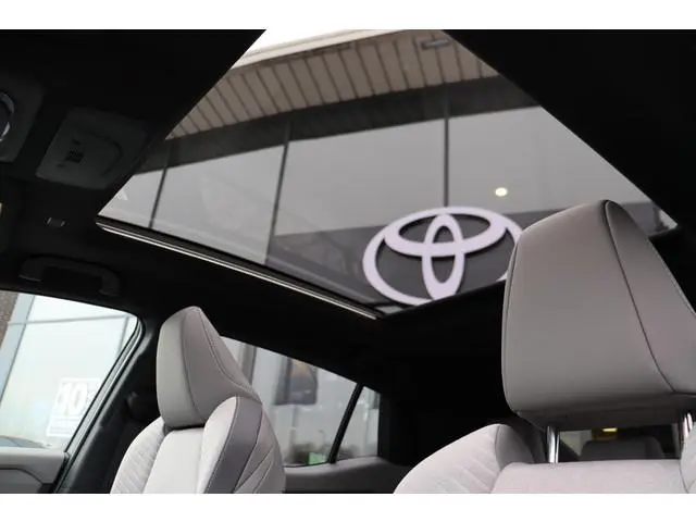 Toyota C-HR+