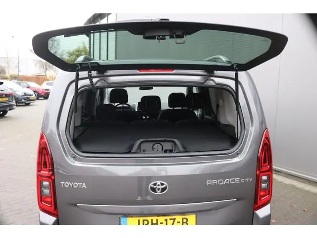 Toyota pro-ace