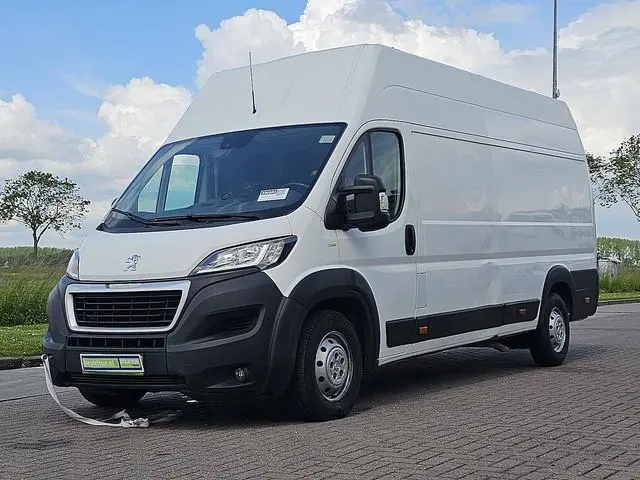 PEUGEOT BOXER 2.2 l4h3 engine defect
