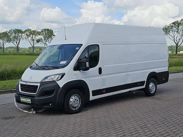 PEUGEOT BOXER 2.2 l4h3 engine defect