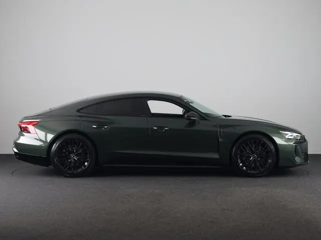 Audi e-tron GT