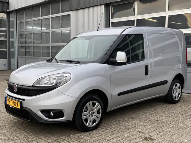 Fiat Doblò Cargo 1.3 MJ L1H1 SX 90pk Btw en Bpm vrij Airco Cruise controle Navigatie Tussenschot Par...