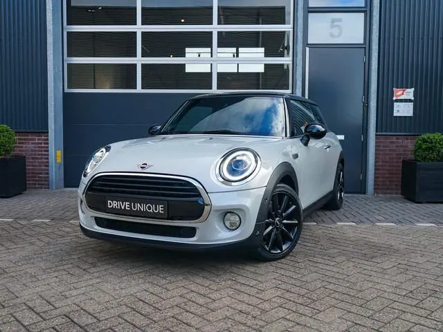 MINI Cooper 1.5 Chili