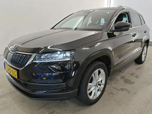 ŠKODA Karoq 1.5 TSI ACT Business Ed. Plus Panoramadak Camera Zwenk-Trekhaak Full-Led