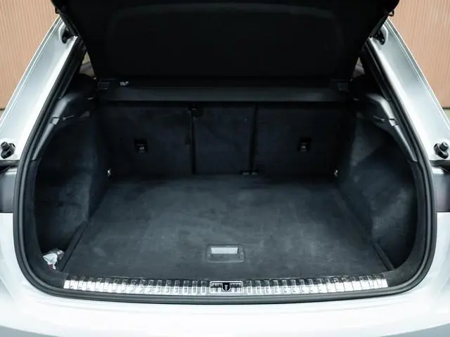 Audi RSQ3