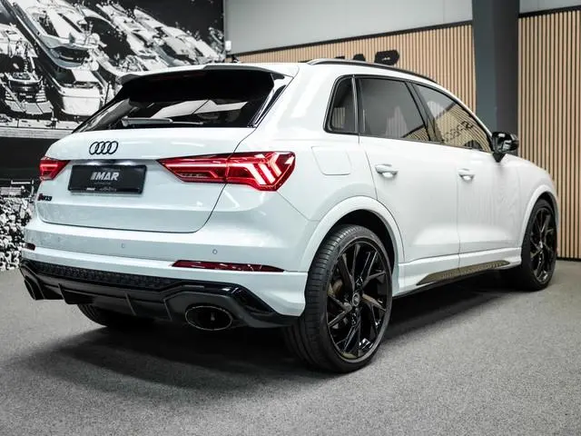 Audi RSQ3