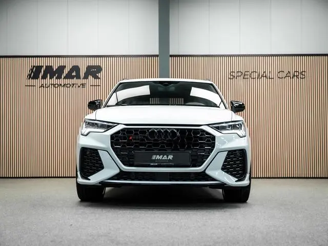 Audi RSQ3