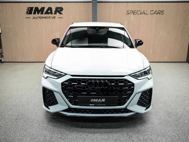 Audi RSQ3