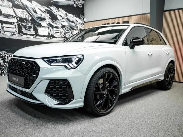 Audi RSQ3