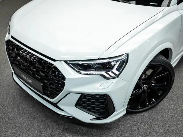 Audi RSQ3