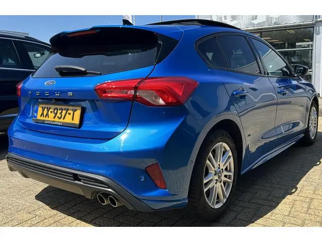Ford Focus 1.0 EcoBoost ST Line Business | 2e Eigenaar | NL AUTO | PANO | Nieuw 18 Inch Velgen + Nie...