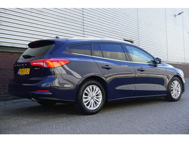 Ford Focus Wagon 1.0 EcoB.125PK Titanium X Business|Winter Pack| Digi-Dashboard|Camera.