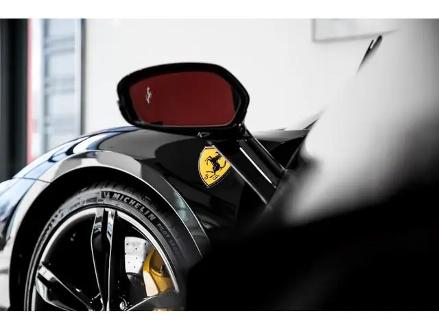 Ferrari 296