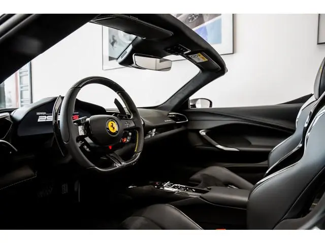 Ferrari 296
