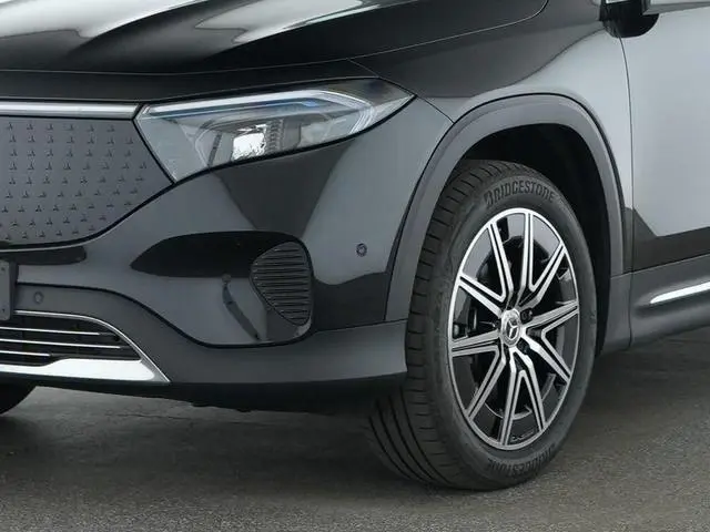 Mercedes-Benz EQB 250+ Luxury Line 71 kWh