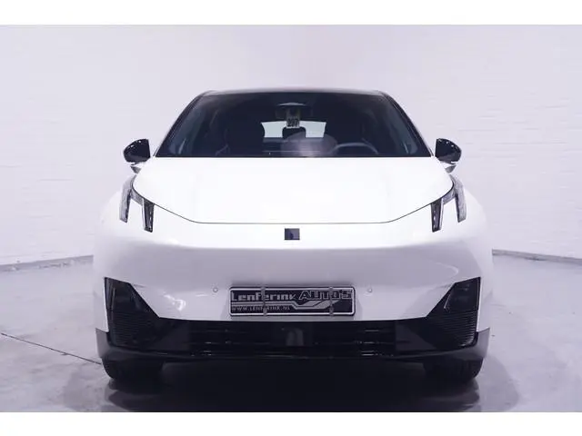 Lynk & Co 02 Core 66 kWh SOH 99% Apple Carplay Panoramadak Achteruitrijcamera Clima Stoelverwarming...
