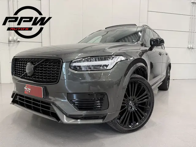 Volvo XC90 T8 Recharge AWD R-Design PANO/LUCHTVERING/B&W/SOH 100%/TREKHAAK/22"BLACK/HEAD-UP/MASSAGE+...