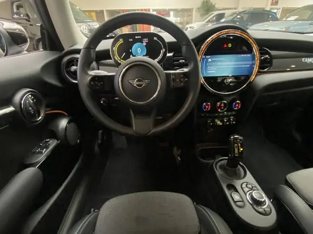 Mini Mini Cooper SE Camden Ed. 33 kWh [ CAREPLAY I CLIMA & STOELVERWARMING]