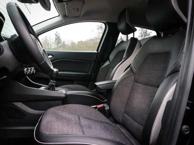 Renault Captur 1.0 TCe 100 Intens | Clima | Cruise | Navi | Pdc voor/achter | Led | Lichtmetaal |