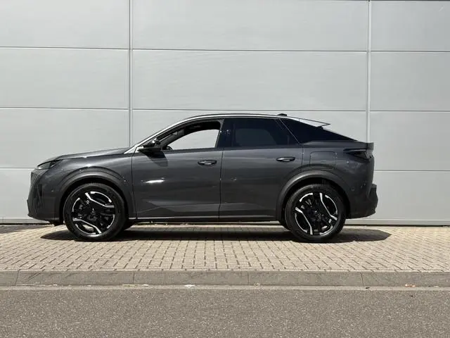 Peugeot 3008 1.6 plug-in Hybrid 225 Allure | Stoelverwarming | Camera | Cruise Control | Apple Carpl...
