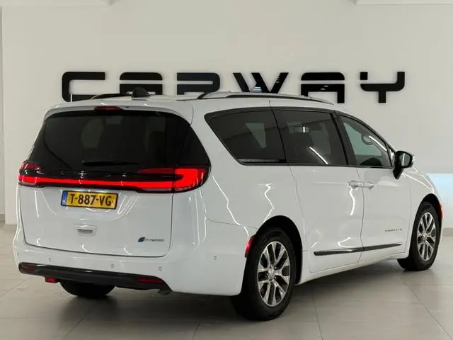 Chrysler Pacifica 3.6 V6 Hybrid Pinnacle 7-zits Full option