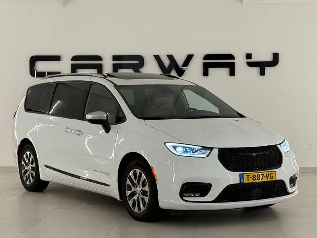 Chrysler Pacifica