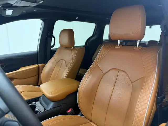 Chrysler Pacifica