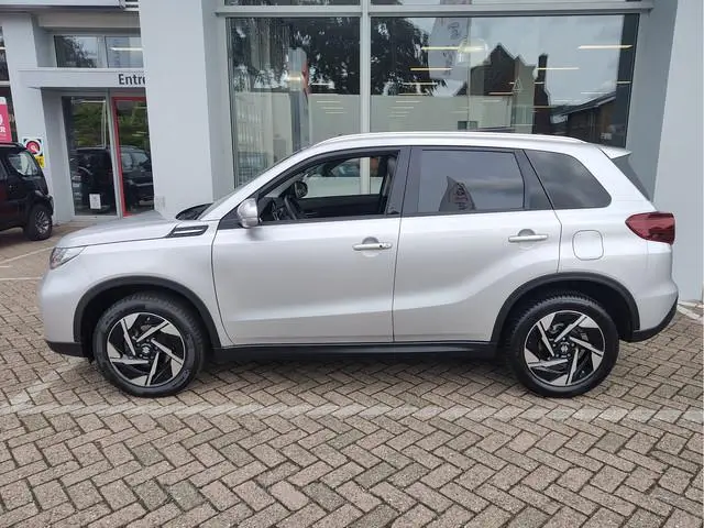 Suzuki Vitara 1.4 BOOSTERJET STYLE SMART HYBRID Open dak | Draadloze Carplay/Android | Dodehoeksenso...