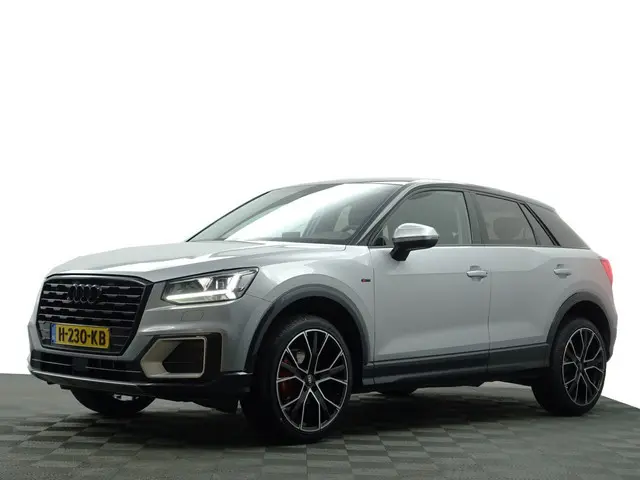 Audi Q2 35 TFSI S Competition Aut- Two Tone, Xenon Led, Park Assist, Stoelverwarming, Navi, Clima, C...