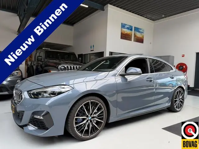 BMW 2-serie Gran Coupé M Sport HUD Carplay Panoramadak 19 inch M Sport velgen