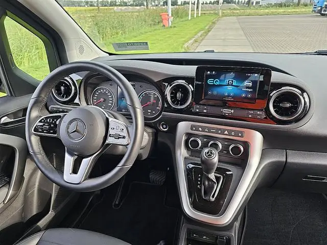 Mercedes-Benz EQT