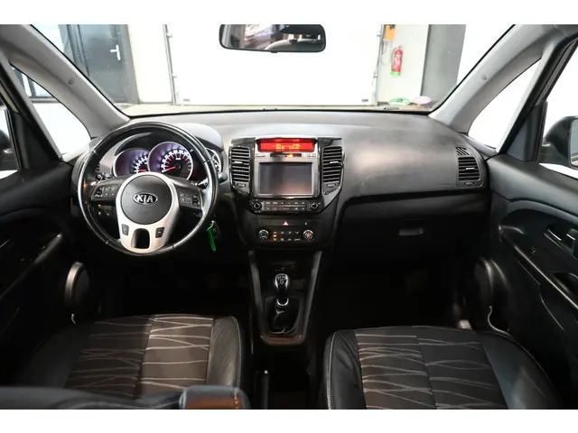 Kia Venga 1.4 CVVT DynamicPLusLine Clima Cruise control Navigatie 1e Eigenaar 100% Onderhouden Inrui...