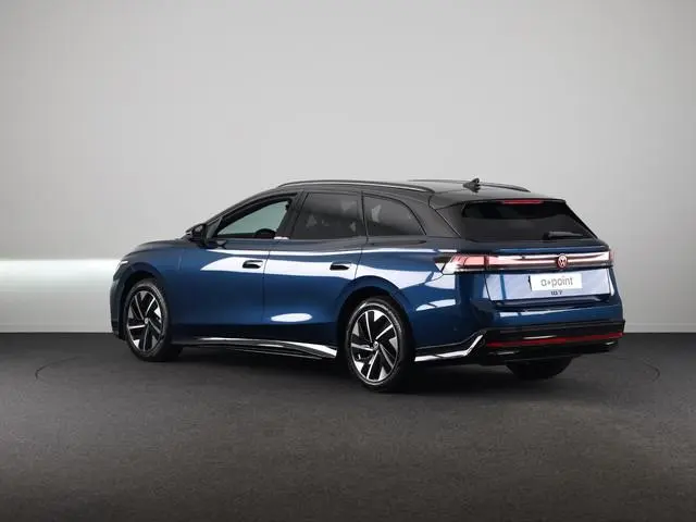 Volkswagen ID.7 Tourer Pro Limited Edition 77 kWh accu 286 PK | Velgen 19" | 360 graden camera | Sto...