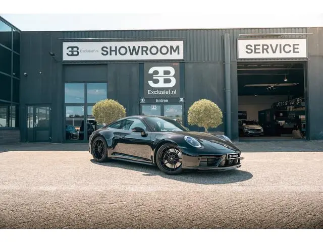 Porsche 911 992 3.0 Carrera 4 GTS