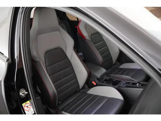 Volkswagen Golf 2.0 TSI 245pk GTI Leder Memory Panoramadak Harman/Kardon Blindspot ACC Camera Naviga...