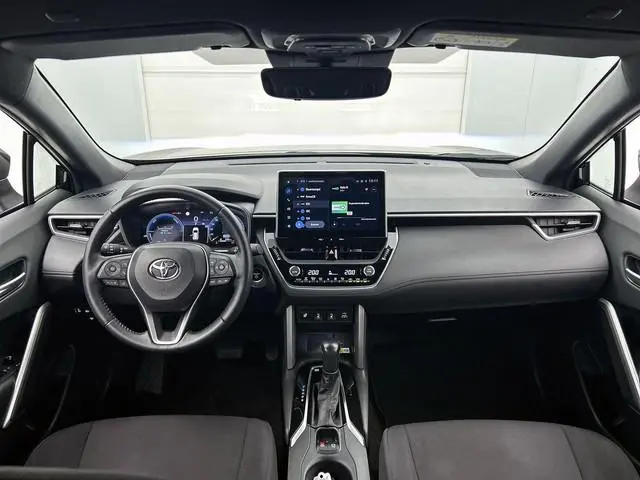 Toyota Corolla Cross Hybrid 140 Business Plus Automaat | Trekhaak | Winterpakket | Navi | LMV