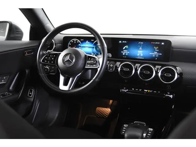 Mercedes-Benz CLA-klasse Shooting Brake 180 *1ste Eigenaar*Carplay*Stoelverwarming*