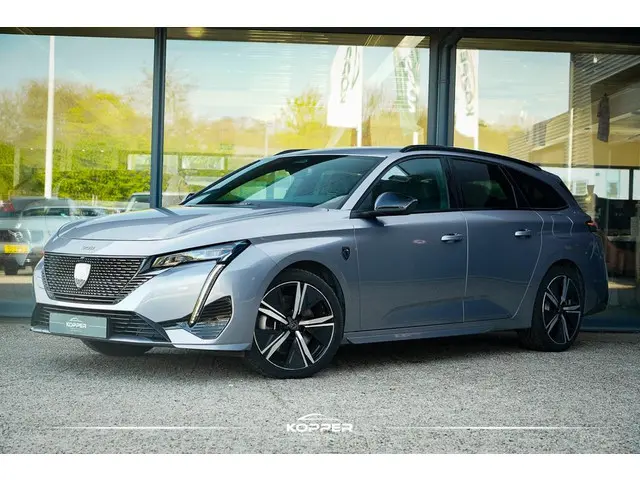 Peugeot 308 1.6 Plug-in Hybrid 225 GT / LED / 18'' / AGR / Winter / Elec Stoel / Alcantara / Massage...