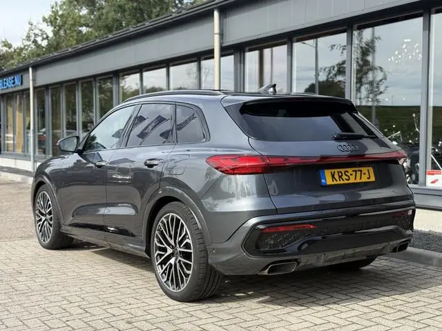 Audi Q5 2.0 TFSI e-hybrid quattro S edition Competition HUD Pano Passagiers MMI