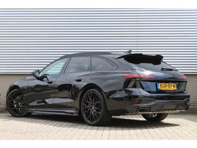Audi A6 Avant 2.0 e-Hybrid Quattro S-Line | Spoilerpakket | Achteras besturing | Alcantara/Leder | Z...