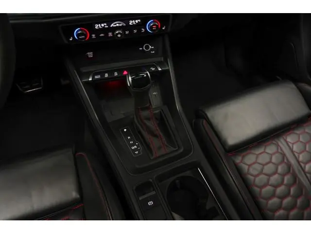 Audi RSQ3