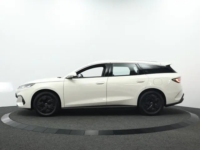 BYD SEAL