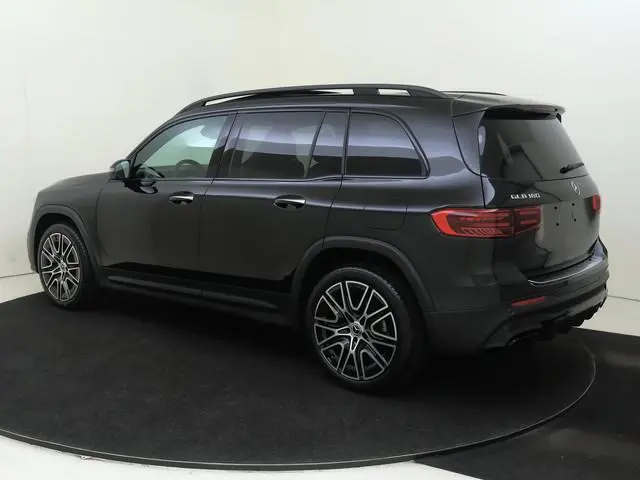 Mercedes-Benz GLB 180 Business Solution AMG / Memory-Stoelen / Panoramadak / 360Graden-Camera /