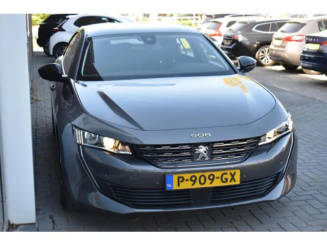 Peugeot 508