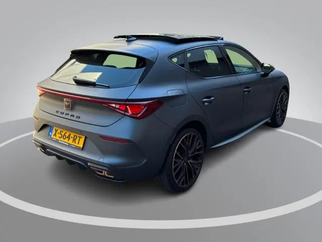 CUPRA Leon 1.4 245pk DSG e-Hybrid VZ Business · Panoramadak · Stoelverwarmig · Apple/Android Car Pla...